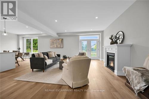 175 Pike Creek Drive, Haldimand, ON - Indoor Photo Showing Living Room With Fireplace