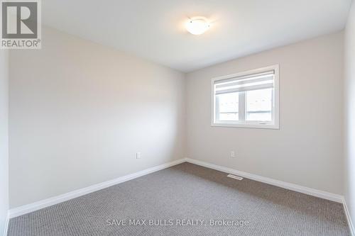 7381 Matteo Drive, Niagara Falls, ON - Indoor Photo Showing Other Room