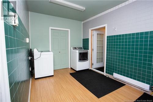 515 King George Highway, Miramichi, NB - Indoor Photo Showing Laundry Room