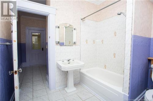 515 King George Highway, Miramichi, NB - Indoor Photo Showing Bathroom