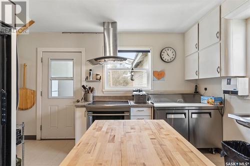 207 Royal Street, Imperial, SK - Indoor Photo Showing Kitchen