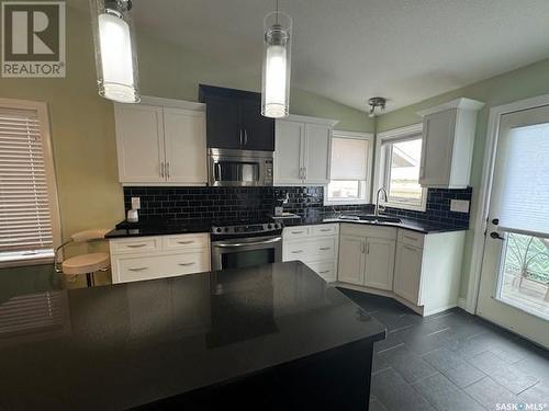 4257 Preston Crescent, Regina, SK - Indoor Photo Showing Kitchen