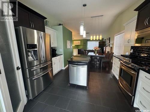 4257 Preston Crescent, Regina, SK - Indoor Photo Showing Kitchen