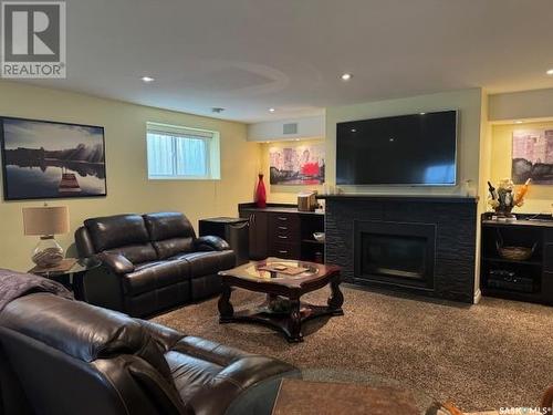 4257 Preston Crescent, Regina, SK - Indoor Photo Showing Living Room With Fireplace