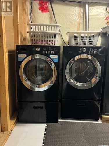 4257 Preston Crescent, Regina, SK - Indoor Photo Showing Laundry Room