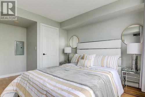 605 - 2627 Mccowan Road, Toronto (Agincourt North), ON - Indoor Photo Showing Bedroom