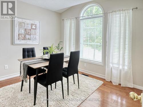 9 - 100 Stroud Crescent, London, ON - Indoor Photo Showing Dining Room