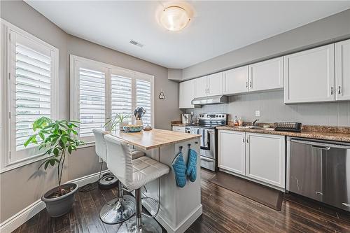 266 Limeridge Road E|Unit #3, Hamilton, ON - Indoor Photo Showing Kitchen With Double Sink