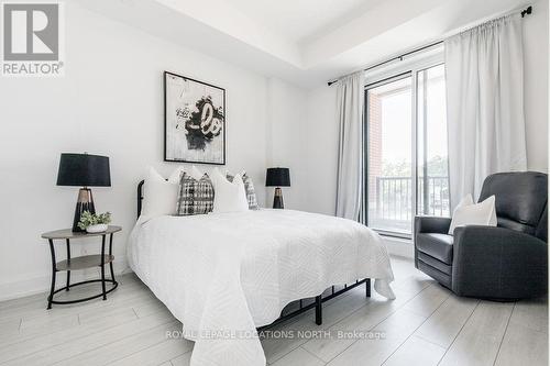 215 - 1 Hume Street, Collingwood, ON - Indoor Photo Showing Bedroom