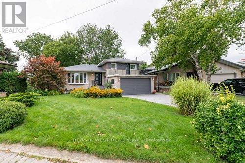 22 Glen Meadow Court, Toronto (Islington-City Centre West), ON - Outdoor