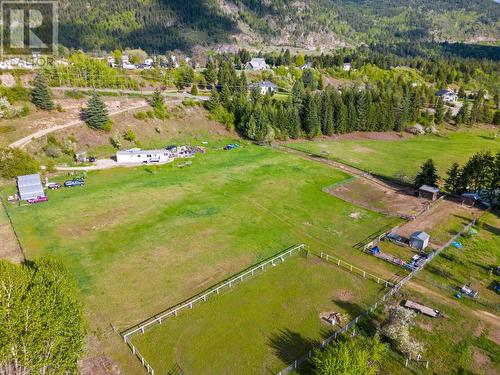 948 Bridgeview Road, Castlegar, BC - Outdoor With View