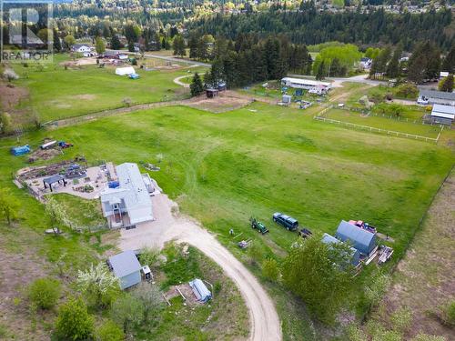 948 Bridgeview  Road, Castlegar, BC - Outdoor With View