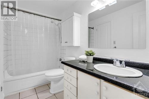 1753 Prestwick Drive, Ottawa, ON - Indoor Photo Showing Bathroom