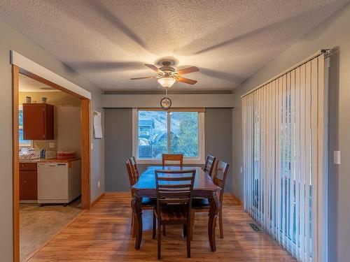 808 Orcrest Drive, Kamloops, BC - Indoor Photo Showing Dining Room