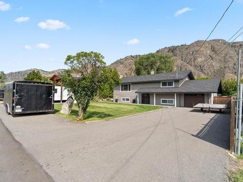 1747 Old Ferry Road, Kamloops, BC - Outdoor