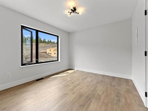 2166 Galore Cres, Kamloops, BC - Indoor Photo Showing Other Room