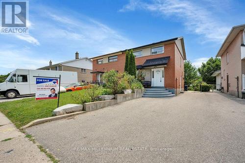 40 Radwinter Drive, Toronto (Thistletown-Beaumonde Heights), ON - Outdoor