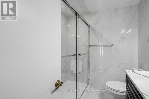 40 Radwinter Drive, Toronto (Thistletown-Beaumonde Heights), ON - Indoor Photo Showing Bathroom