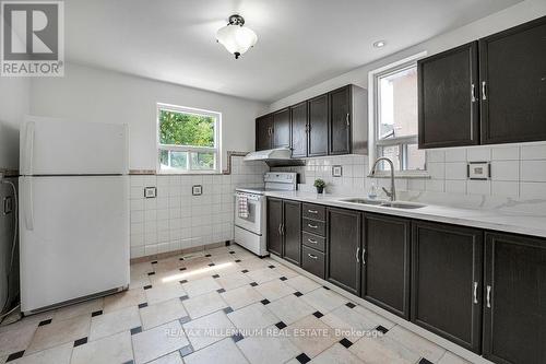 40 Radwinter Drive, Toronto (Thistletown-Beaumonde Heights), ON - Indoor Photo Showing Kitchen With Double Sink