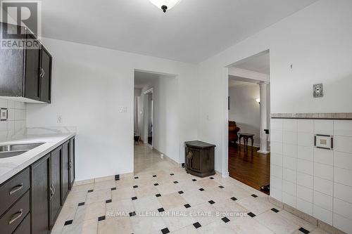 40 Radwinter Drive, Toronto (Thistletown-Beaumonde Heights), ON - Indoor Photo Showing Kitchen With Double Sink