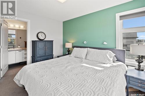 418 Kloppenburg Street, Saskatoon, SK - Indoor Photo Showing Bedroom