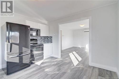 587 Brookside Drive, Fredericton, NB - Indoor Photo Showing Kitchen