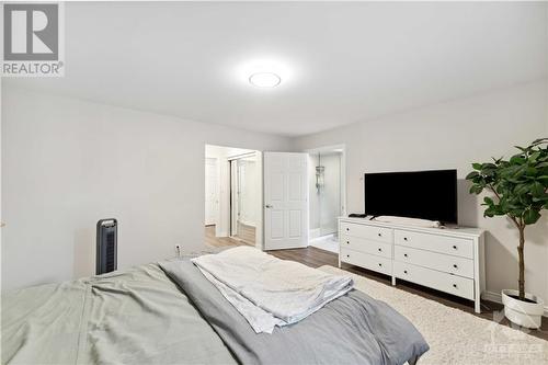 2283 Watercolours Way, Ottawa, ON - Indoor Photo Showing Bedroom