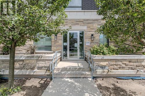 216 - 33 Whitmer Street, Milton, ON - Outdoor