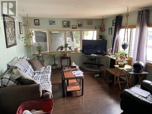 61 3889 Muller Avenue, Terrace, BC - Indoor Photo Showing Living Room