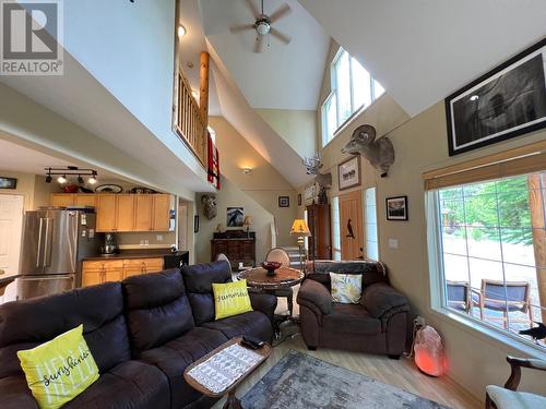 215 Forest Crowne Close, Kimberley, BC - Indoor Photo Showing Living Room With Fireplace