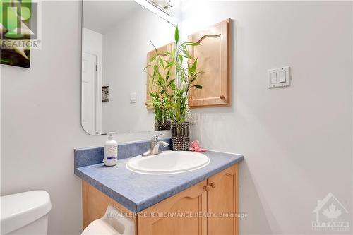 928 Goose River Avenue, Ottawa, ON - Indoor Photo Showing Bathroom