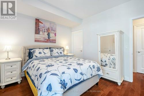 1005 - 360 Pearl Street, Burlington (Brant), ON - Indoor Photo Showing Bedroom