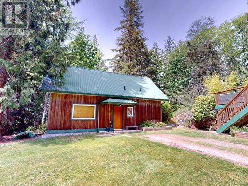 12335 Scotch Fir Point Road, Powell River, BC - Outdoor