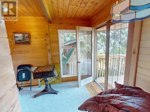 12335 Scotch Fir Point Road, Powell River, BC - Indoor Photo Showing Bedroom