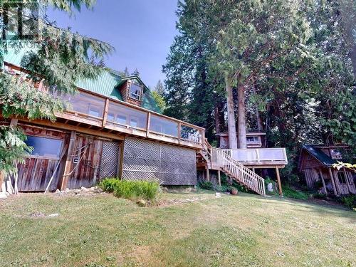 12335 Scotch Fir Point Road, Powell River, BC - Outdoor With Deck Patio Veranda