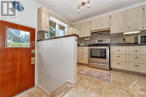 3 Kimberley Road, Ottawa, ON - Indoor Photo Showing Kitchen