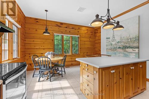 9936 Ontario Street, Lambton Shores (Port Franks), ON - Indoor Photo Showing Dining Room