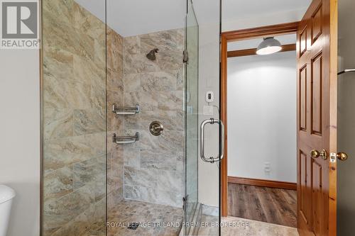 9936 Ontario Street, Lambton Shores (Port Franks), ON - Indoor Photo Showing Bathroom