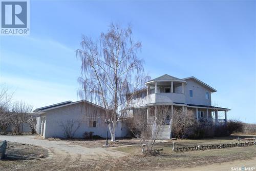 203 1St Street N, Flaxcombe, SK - Outdoor