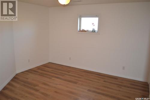 203 1St Street N, Flaxcombe, SK - Indoor Photo Showing Other Room