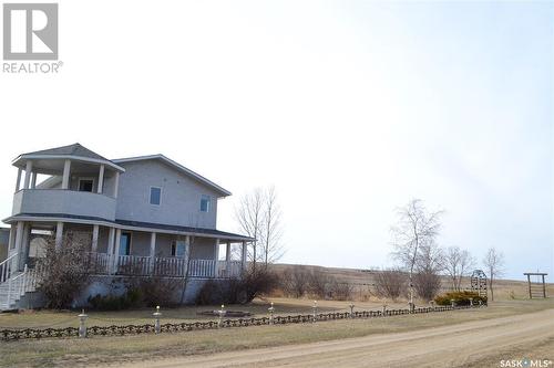 203 1St Street N, Flaxcombe, SK - Outdoor With Deck Patio Veranda