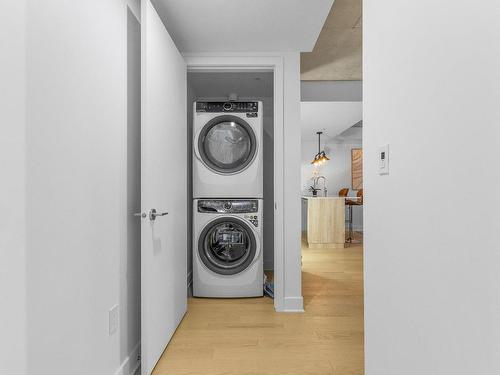 Bathroom - 1910-100 Rue Murray, Montréal (Le Sud-Ouest), QC - Indoor Photo Showing Laundry Room