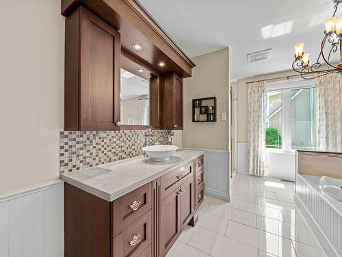 Salle de bains - 3495 103E Avenue, Shawinigan, QC - Indoor Photo Showing Bathroom