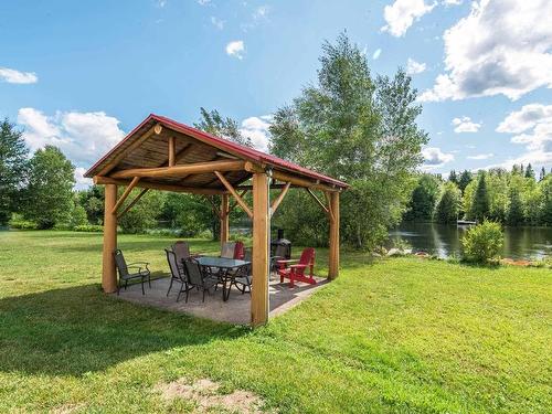 Terrasse - 18 Ch. Du Héron, Sainte-Christine-D'Auvergne, QC - Outdoor