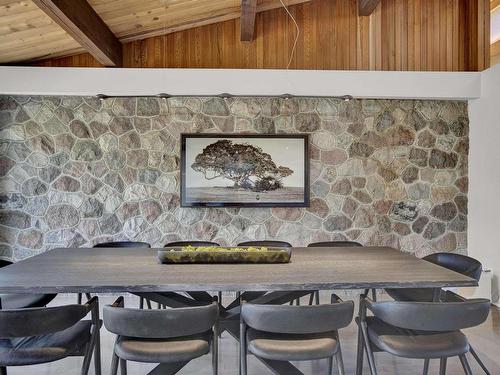 1577 Arthur Street W, Thunder Bay, ON - Indoor Photo Showing Dining Room