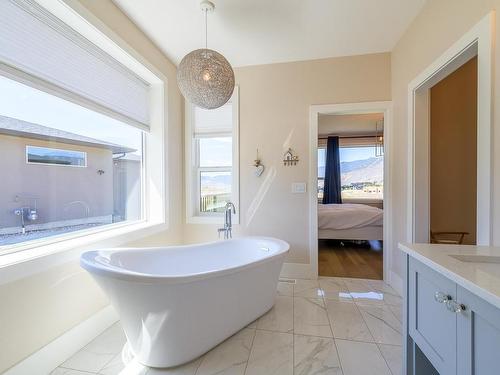 196 Rue Cheval Noir, Kamloops, BC - Indoor Photo Showing Bathroom