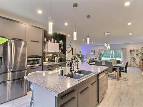 Overall view - 185 Ch. De Val-Du-Repos, Val-D'Or, QC - Indoor Photo Showing Kitchen With Double Sink With Upgraded Kitchen