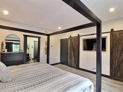 Master bedroom - 