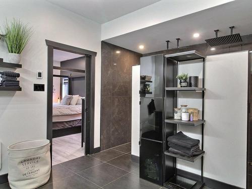 Ensuite bathroom - 185 Ch. De Val-Du-Repos, Val-D'Or, QC - Indoor Photo Showing Other Room