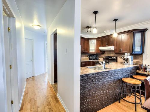 Cuisine - 6437 Boul. Des Laurentides, Laval (Auteuil), QC - Indoor Photo Showing Kitchen With Double Sink